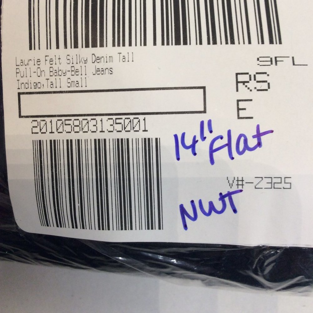 Small Tall Jeans By Laurie Felt 28 Baby Bell Jeans NWT Indigo Color - Picture 10 of 10